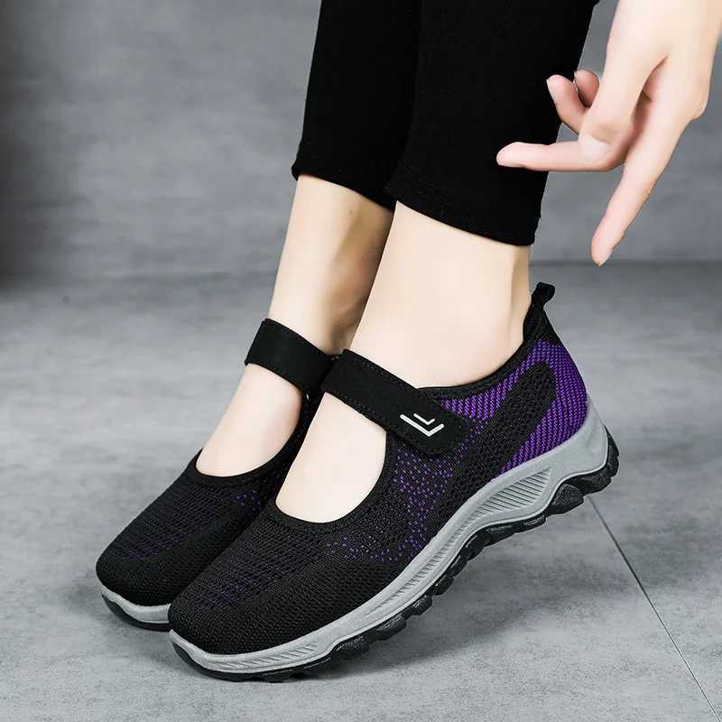 Summer womens casual shoes high-quality platform soft soled outdoor hiking shoes lightweight and anti slip fitness sports shoes Y241017