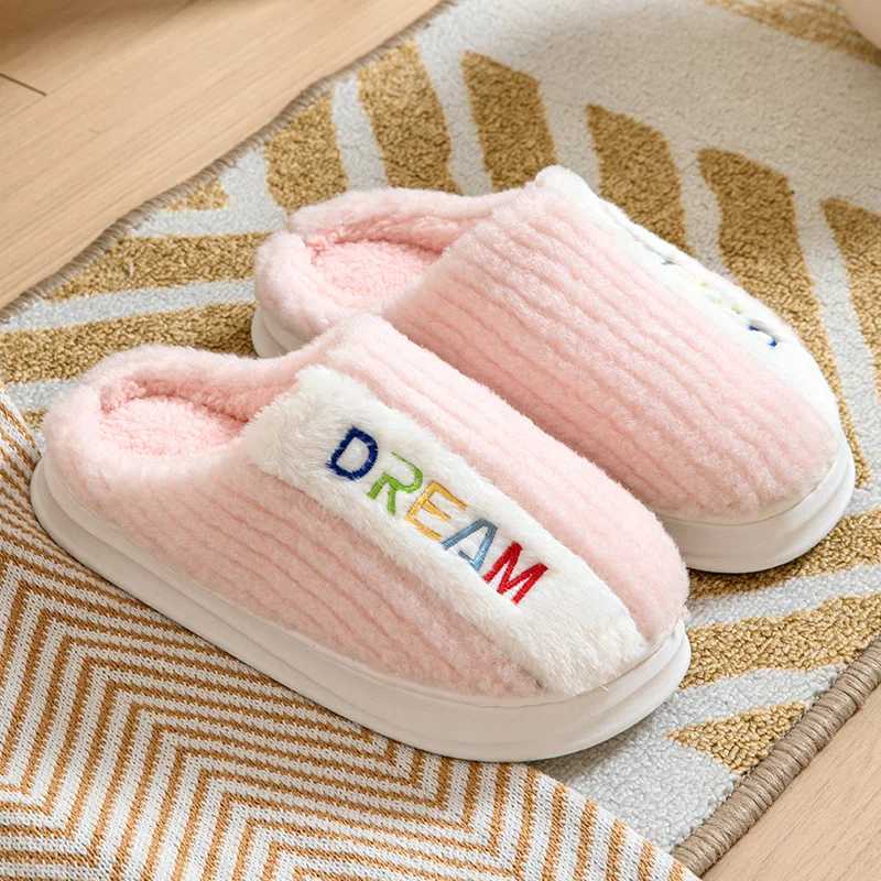 Winter Plush Letter Womens Cotton Slippers Indoor Warm Strip Thick Bottom Anti slip Soft Bottom Couple ShoesCL241017