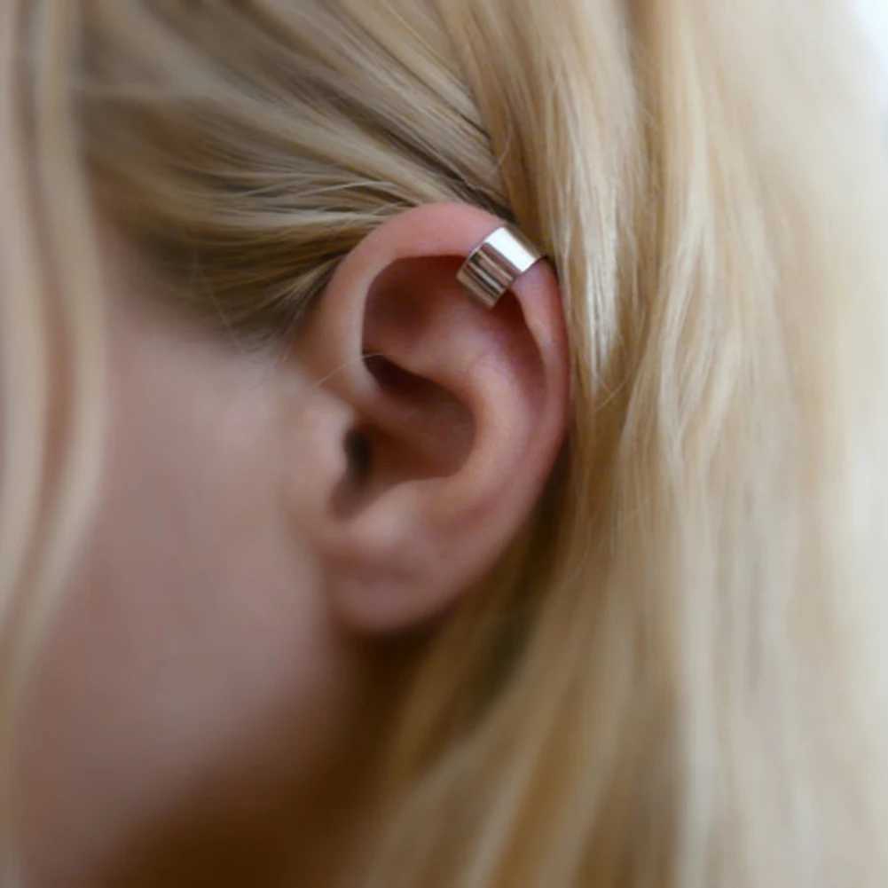 1 Punk Rock Earring Fashion Womens Cartoon Clip Cuff Packaging Non Perforated Clip Fashion Jewelry Accessory W241017