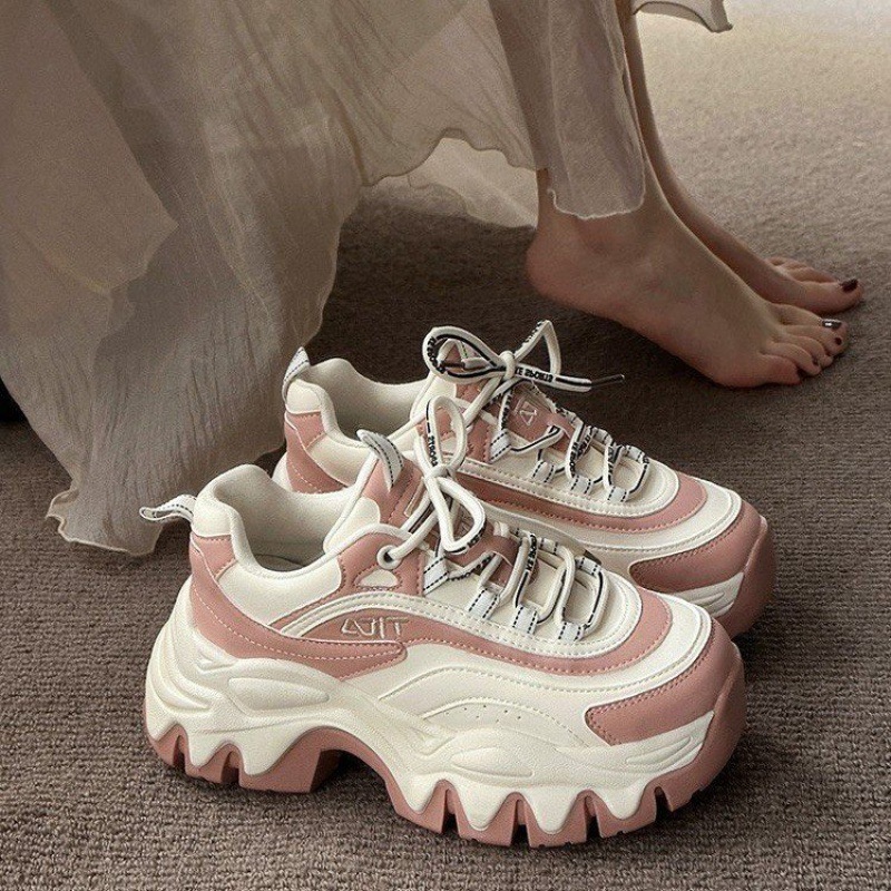 2024 Autumn Women's Thick Soled Height Increasing Versatile Retro Casual Sports Shoes