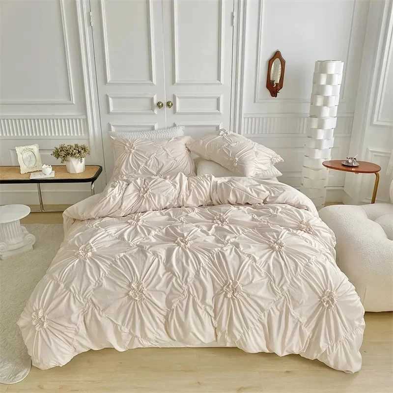 Comforter Sets Three-dimensional Pinch Pleated Crafts Double Duvet Cover Set Solid Twist Flowers Bedding Set Quilt Cover SetXJ241015