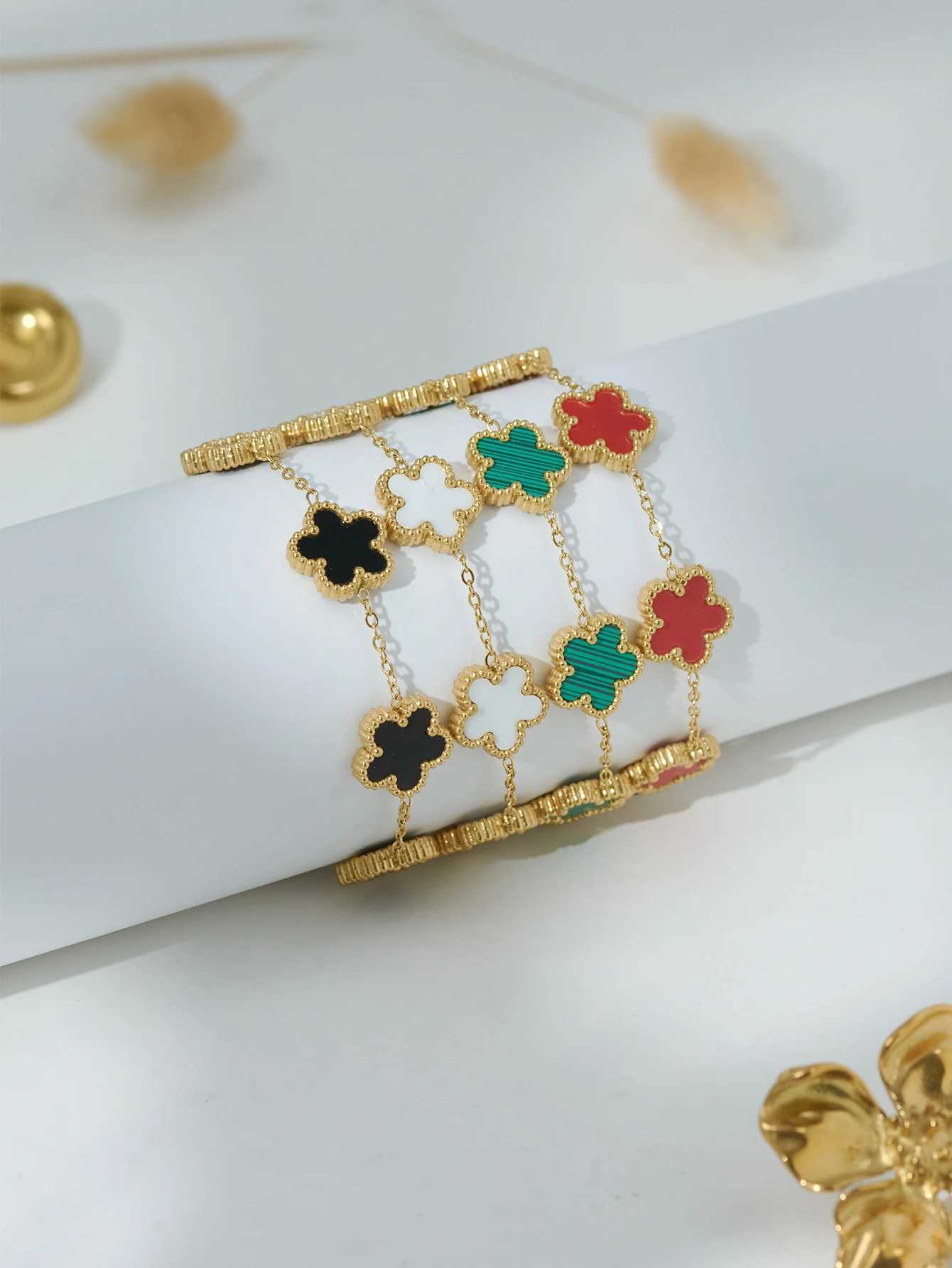 Chain 1 double-sided five flower bracelet multiple colors elegant design suitable for womens daily wear H241016