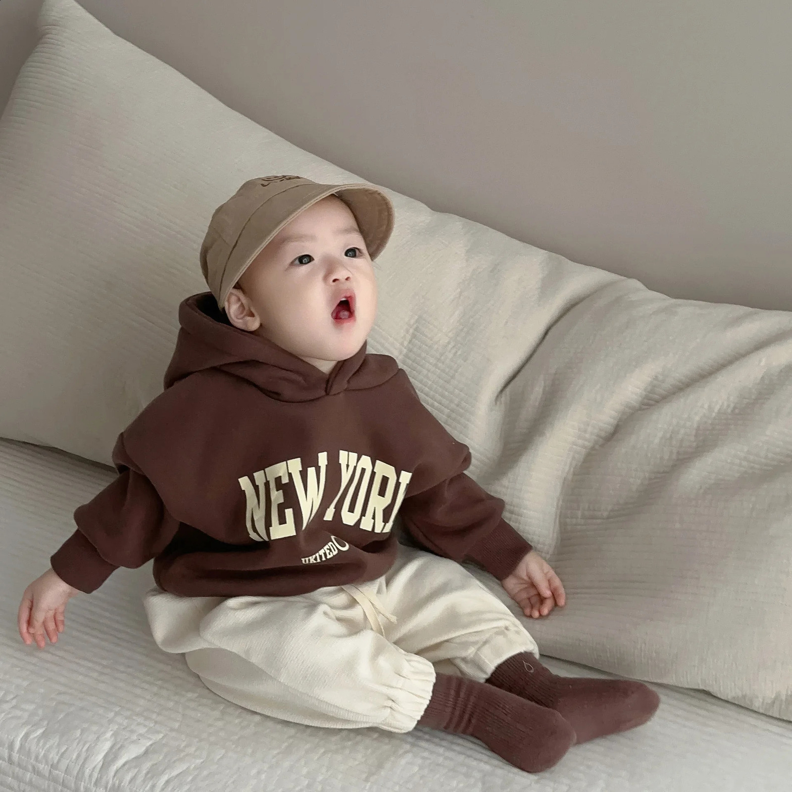 Boys Baby Autumn Clothes Korean Style Childrens Clothing Suit Hooded Sweat Trousers Twopiece Set 241017