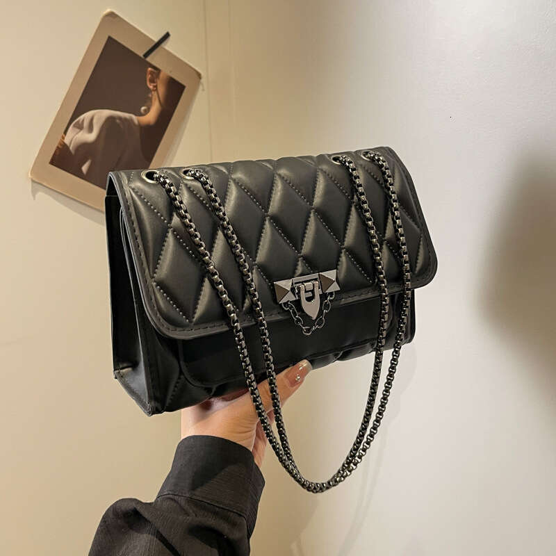 Chain diamond grid small square women's 2024 autumn and winter new fashion shoulder crossbody bag