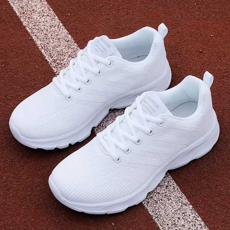 Womens sports shoes casual shoes 2023 new breathable walking mesh lace flat vulcanized shoes womens Tenis running shoes Y241017