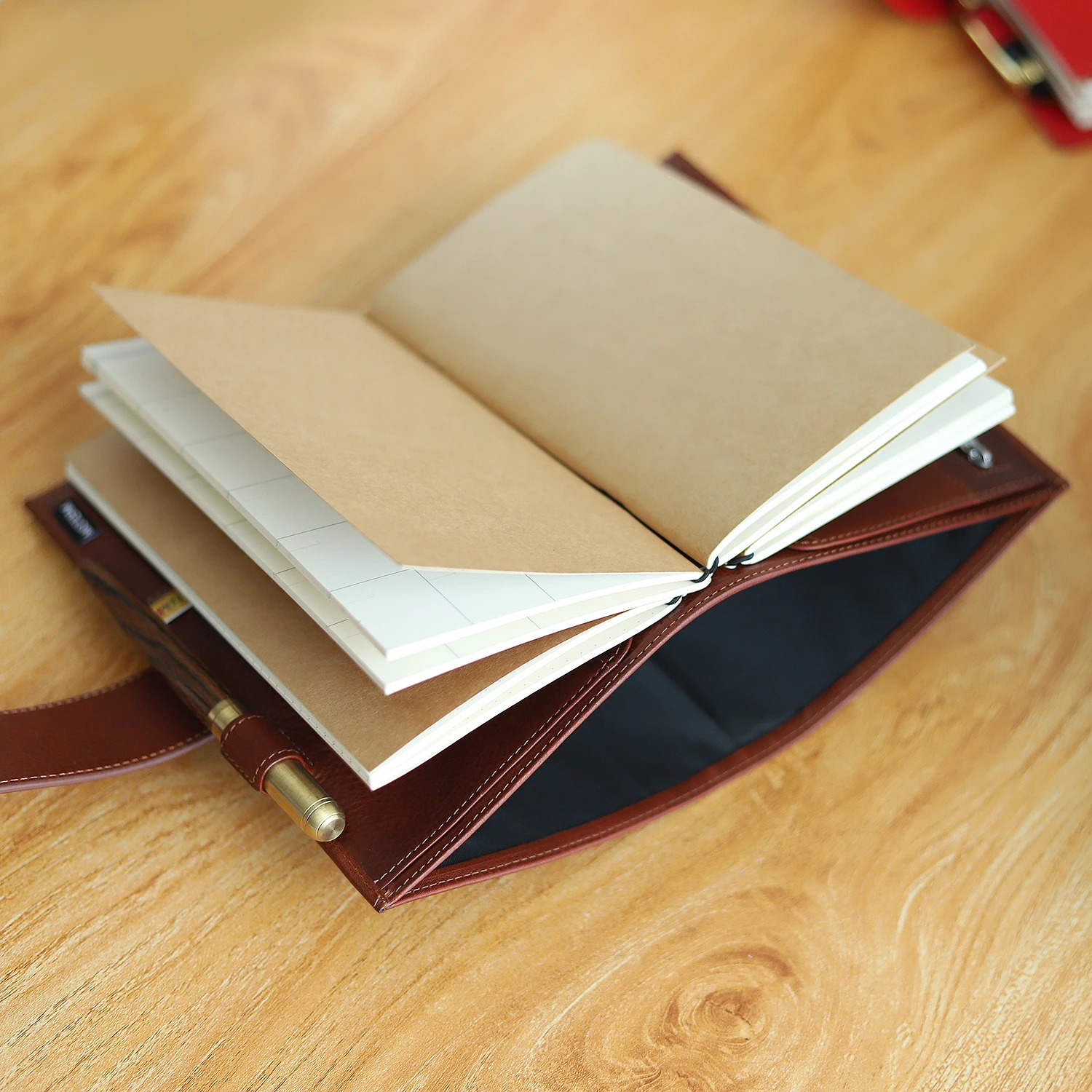Moterm Whole Grain Vegetable Tanning Leather Companion Travel Magazine Standard Size Notebook Leather Hidden Organizer Diary 241008