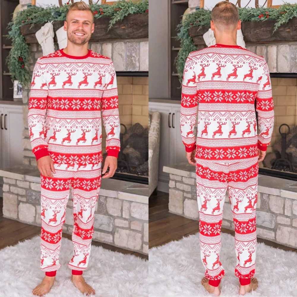 Merry Christmas 2024 Full Set Printed Pajamas Family Matching Set Mens and Girls Clothing Set Baby Diapers Pjs Christmas Appearance W241015