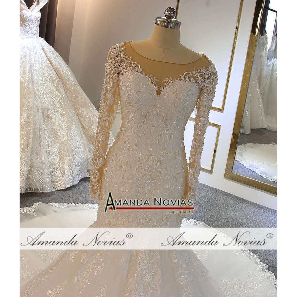 Long Sleeves Full Lace Dress Mermaid Wedding Gown