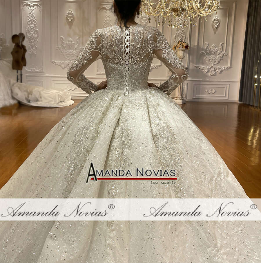 Lace Appliques Rhies Crystal Long Wedding Dress