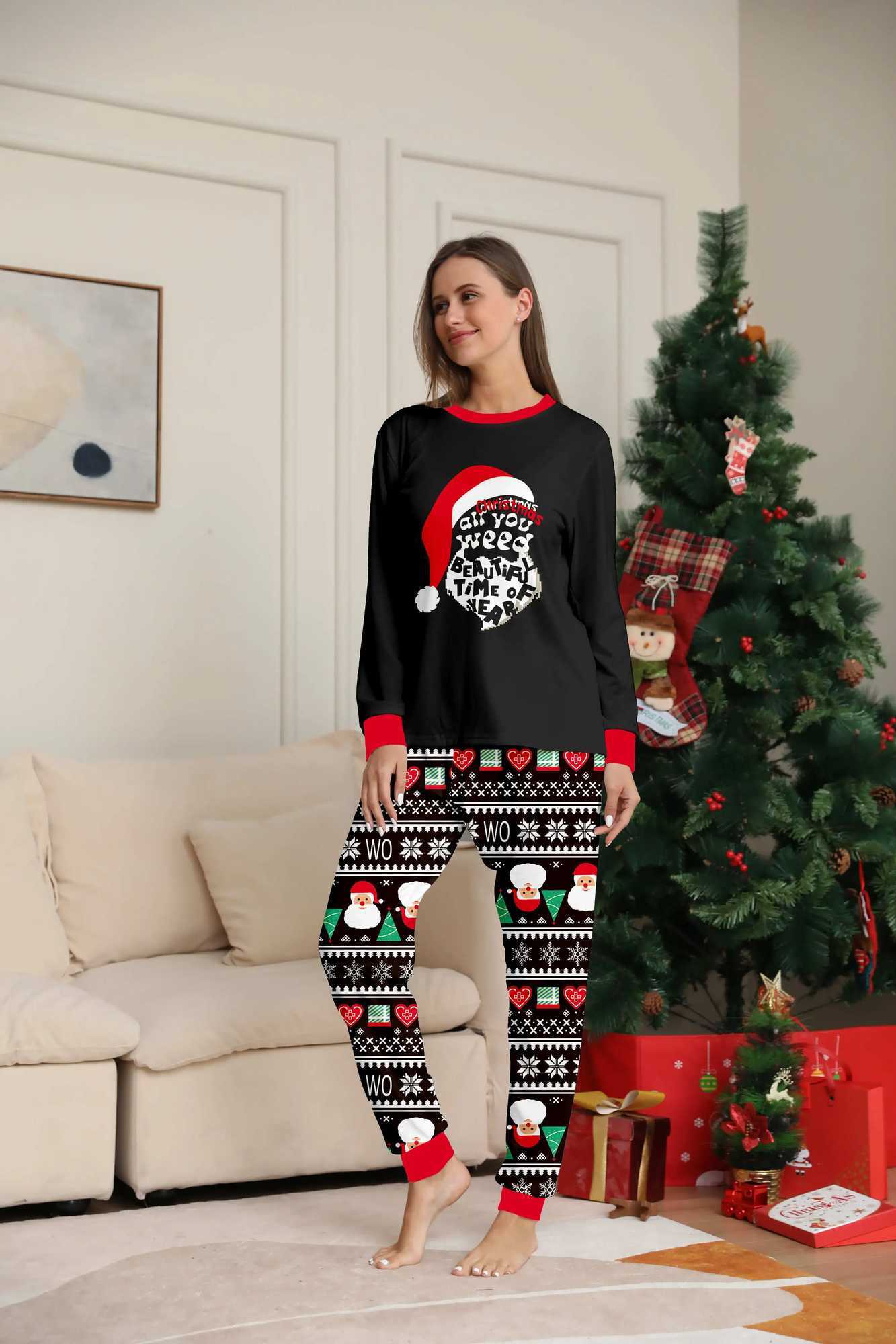 2024 Winter Santa Allover Printed Family Matching Set for Parents and Children 2-piece Baby and Dog Hoodies Christmas Pajamas Soft and Cute W241015