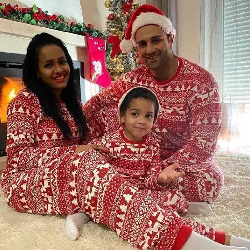 Christmas Family Pajamas Mother Father Children Matching Clothing Cute Loose Elk Printed Clothing Set Baby Boys and Girls Clothing Christmas Appearanc