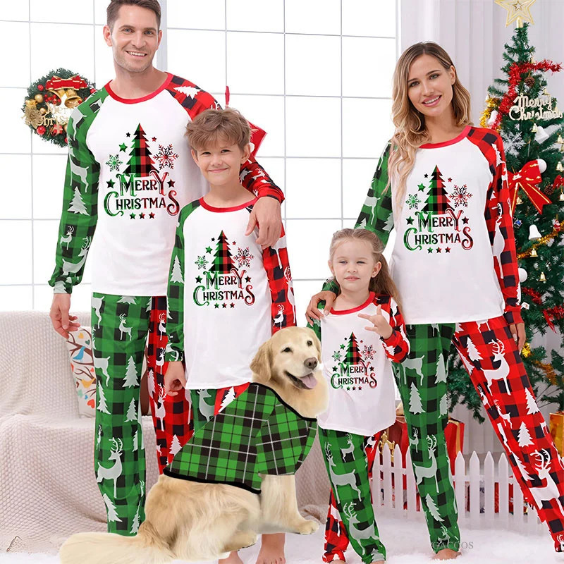 2025 Xmas Family Matching Pajamas Merry Christmas Print Adult Child Sleepwear Baby Jumpsuit Winter Look Clothes 241017