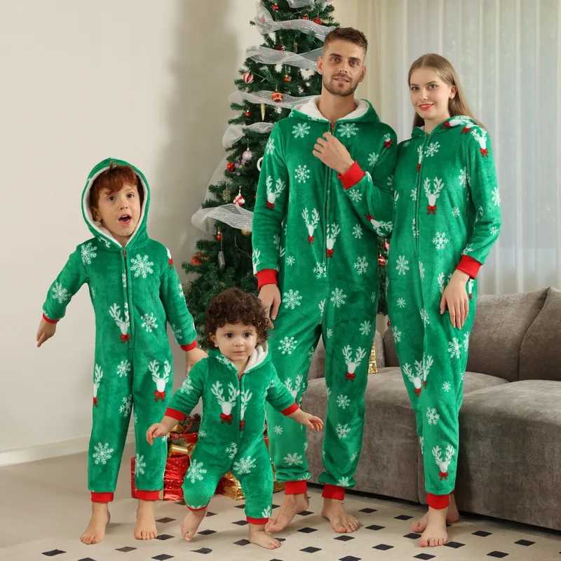 Unisex dad mom child red holiday sleepwear boys and girls Christmas elf costume adult children family matching hoodie W241015