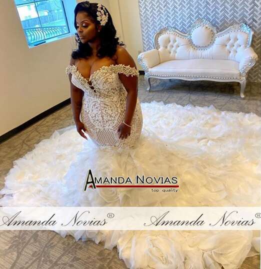Off The Shoulder Straps Mermaid Wedding Dress Ruffles Skirt New