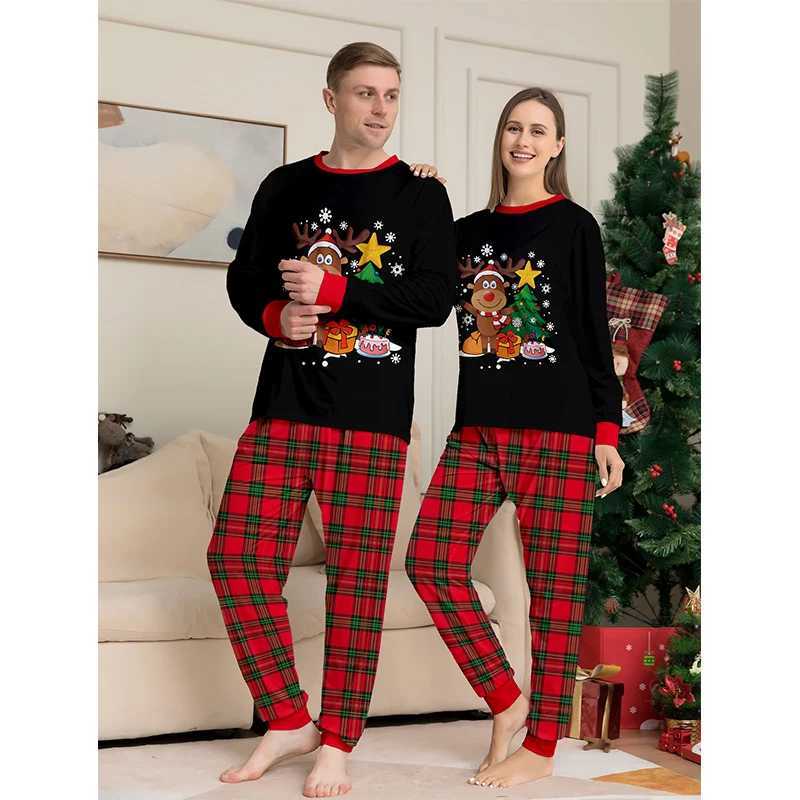 2025 Christmas Pajamas Family Clothing Matching Adult and Children News Christmas Pajama Clothing Set Baby Diapers Casual Pajamas Family Appearance W2