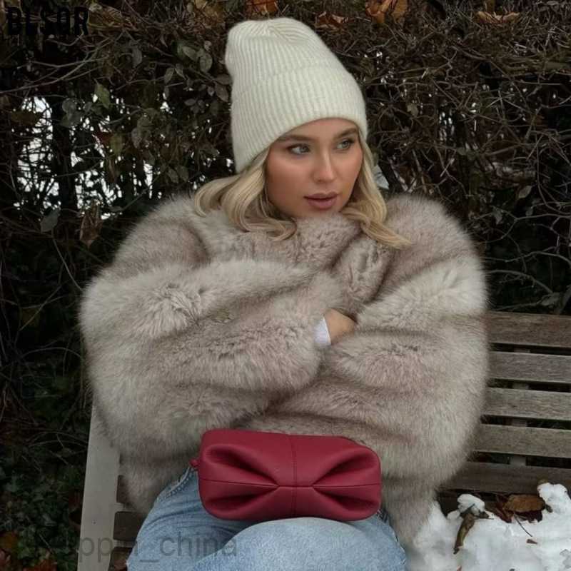 Women's Fur & Faux Fur Fashion jacket Coats Women's autumn and winter new solid color socialite round neck faux fur effect short jacket