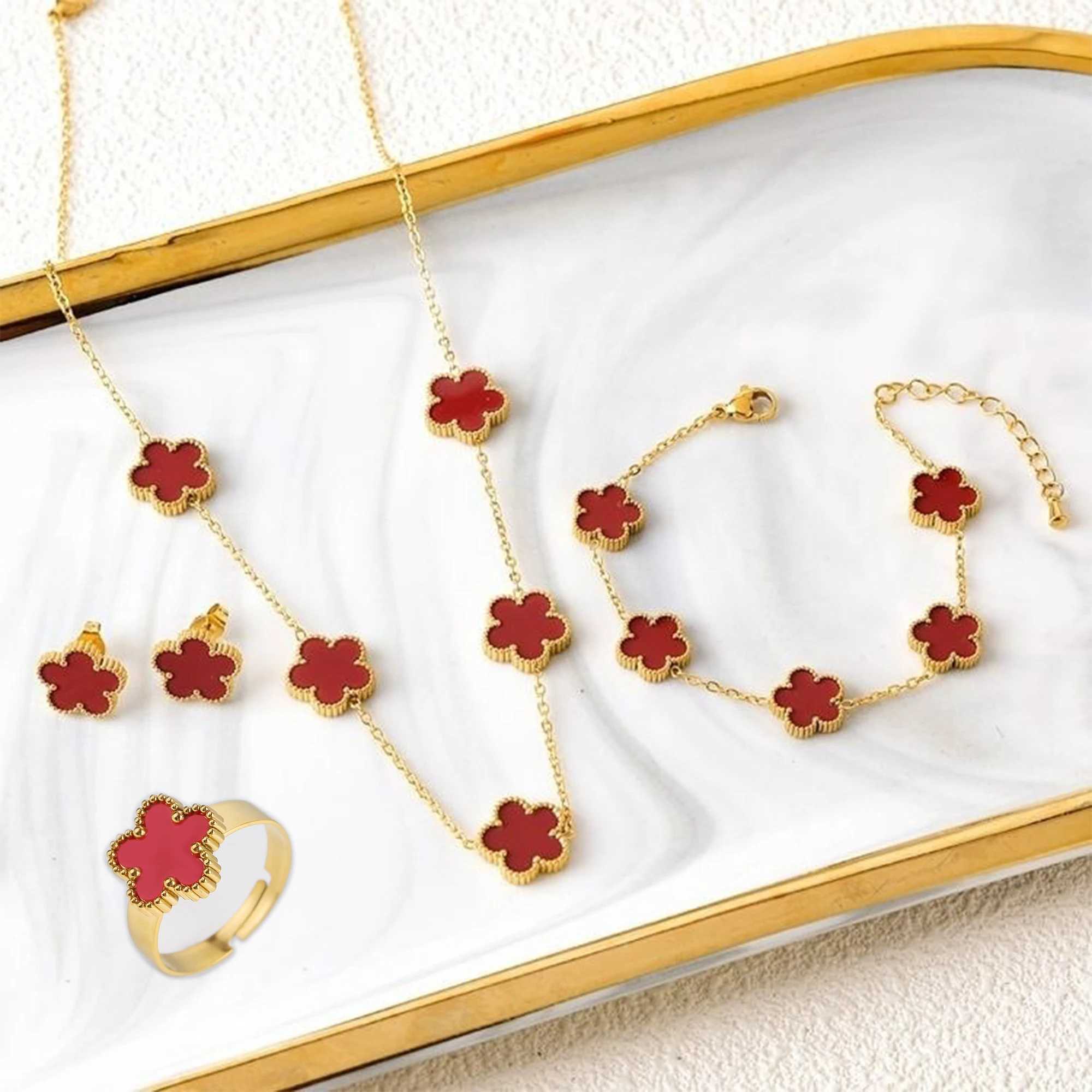 Earrings Necklace 4 bracelets necklaces earrings rings stainless steel five leaf flower jewelry set classic womens new fashion clover H241016