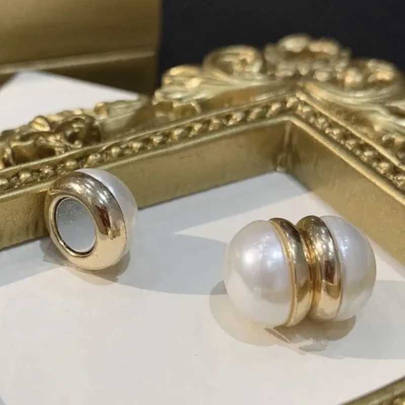 Magnetic Non Perforated Earrings with Clip Earrings for Women Retro Fashion Earrings Jewelry Accessories Pearl Earrings Korean Jewelry W241017