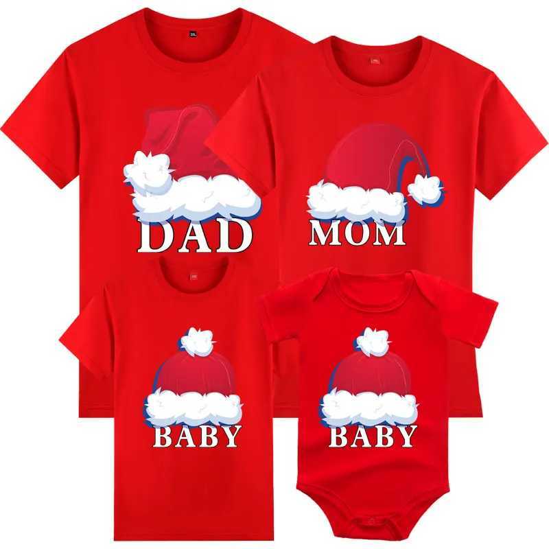 Christmas Family Watching Mom Dad Mom Daughter Son Christmas New Year Cotton Sweater Set Family Matching Clothes W241015
