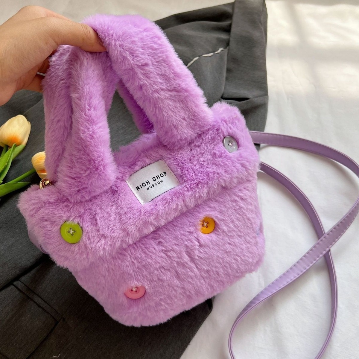 Cute button imitation fur autumn and winter children's diagonal cross handbag version fashionable plush bag