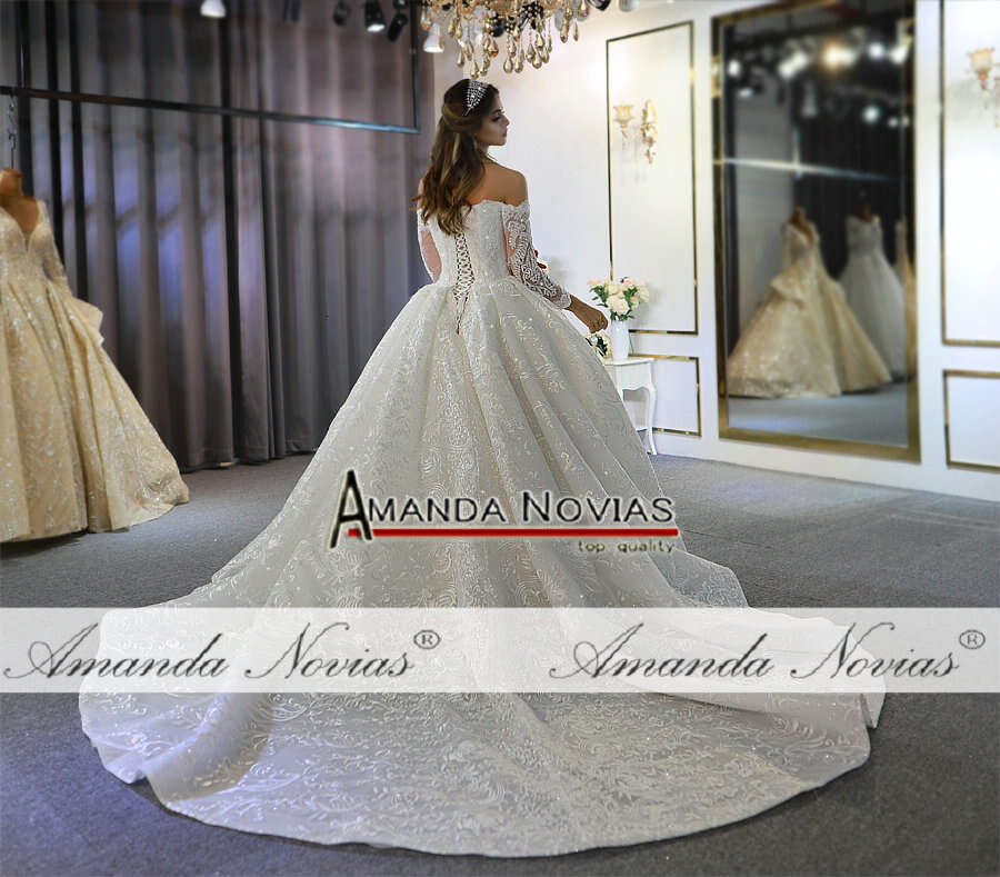 Off The Shoulder Long Sleeves Beautiful Wedding Lace Bridal Dress