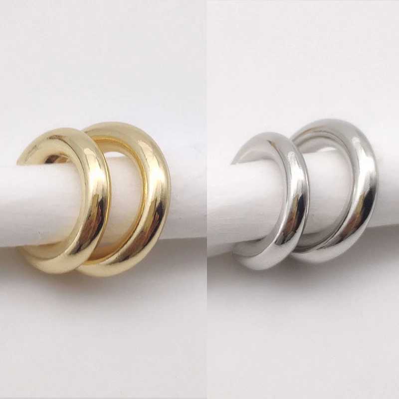 New Fashion Unique Fake Perforated Metal Ear Clip Asymmetric Circular Cartoon Womens Fashion Jewelry Gift Earsleeves for Girls W241017
