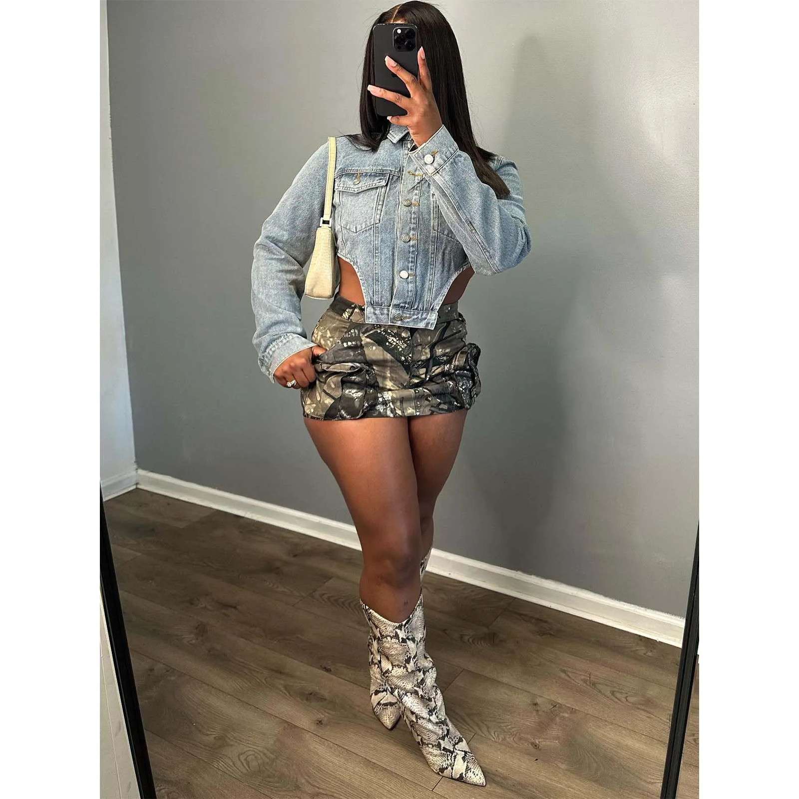 Denim Fashion Jacket Womens Cutting Jacket 2024 Y2K Street Clothing Cutting Racing Jean Jacket Sexy Coats Winter Autumn Clothing 241017