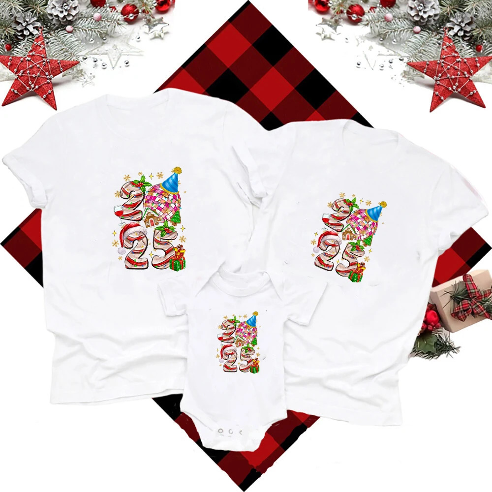 Happy Year 2025 Family Matching Outfits Xmas Mommy Daddy and Me Christmas TShirt Holiday Clothes 241017