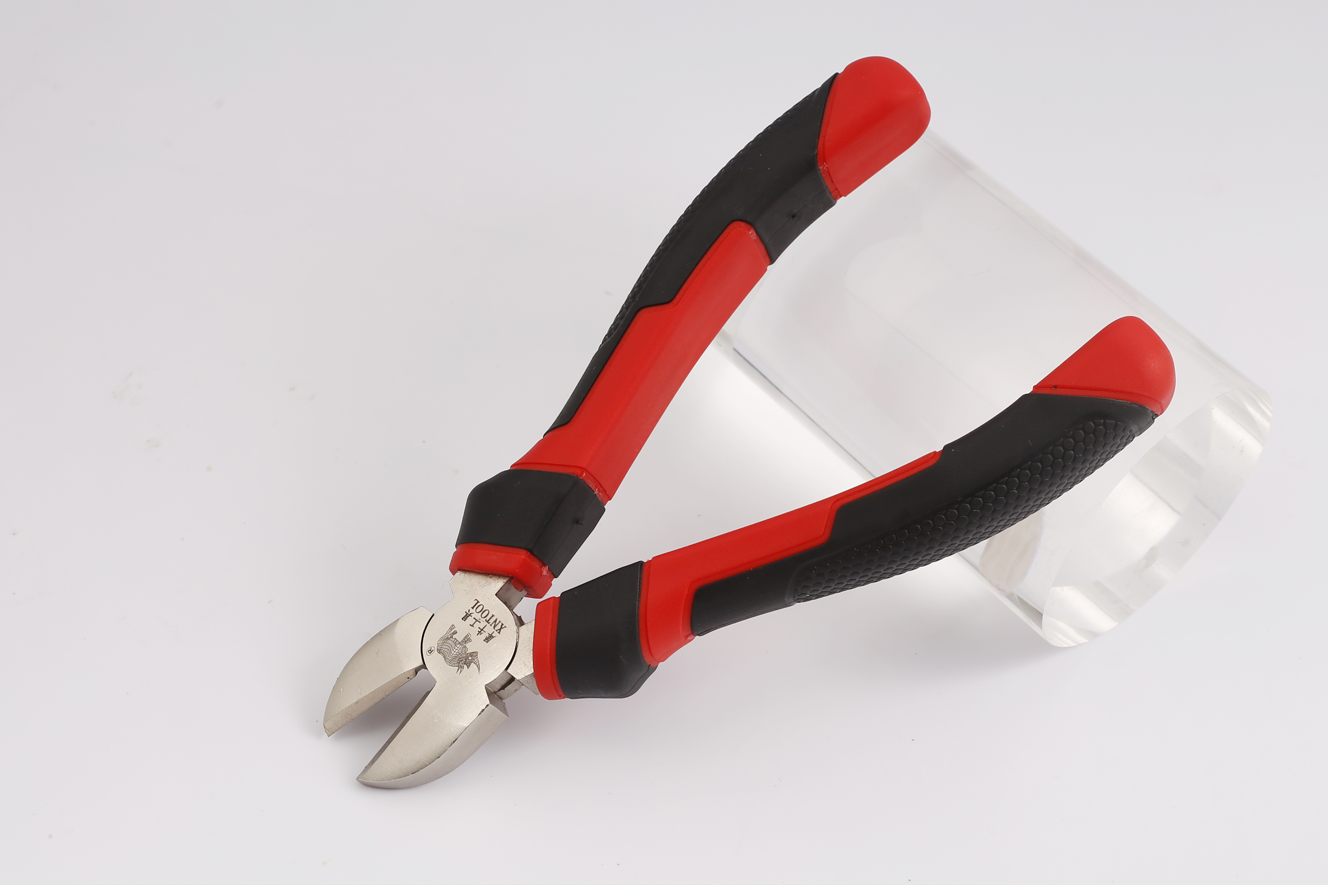 European pliers Nickel plating treatment on the surface of the new red and black handle