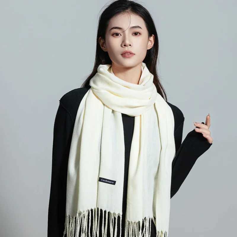 Winter cashmere scarf used for warm and cozy Pashmina sharks wrapped in solid Tassel for warm blankets Echape Bufanda headscarf X241017