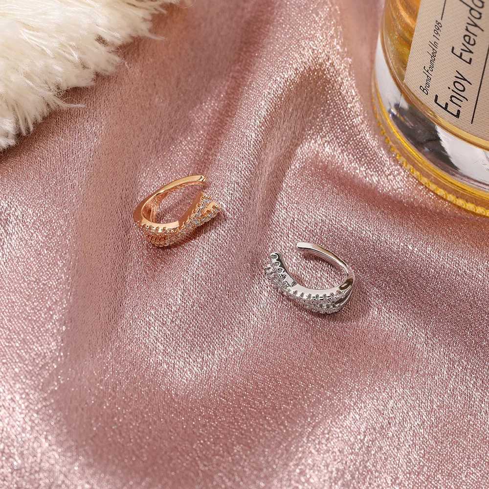2023 Punk Metal Zircon Earrings Cufflinks Female Non Perforated C-shaped Geometric Small Earrings Clip Jewelry W241017