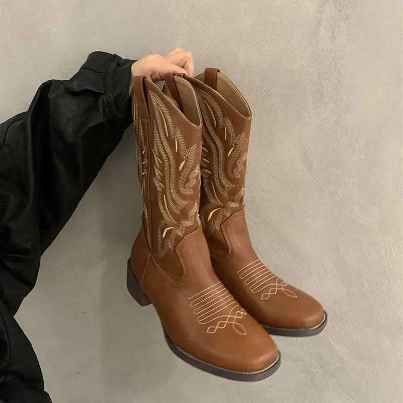 Retro Style Embroidery Women Designer Boot Western Cowgirl Boots Fashion Zippers Mid Calf Booties Square Heels Autumn Winter Shoes H240709