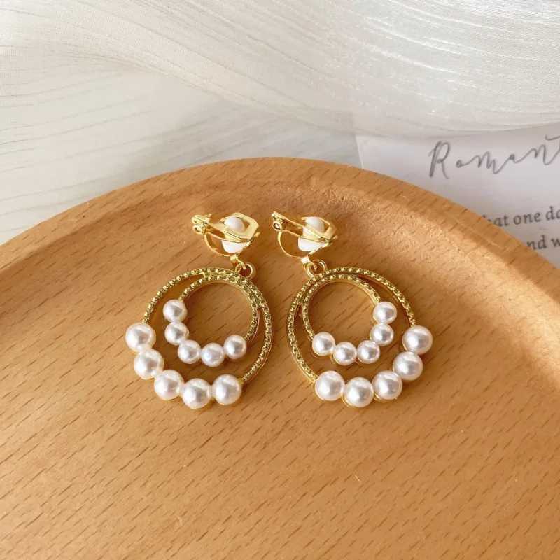 1 pair of temperature triangle pearl earring clips suitable for women without ear holes retro simple earrings daily decoration for girls W241017