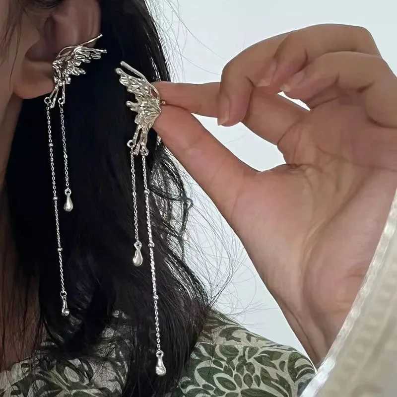 Kpop silver earrings fairy angel wings butterfly long tassel clip earrings suitable for female teenagers cool ear cuffs party jewelry W241017