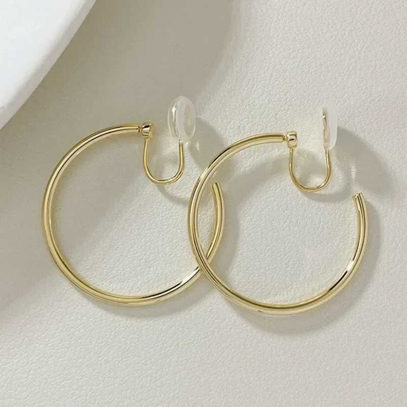 Earrings cuffs fake earrings unperforated earrings 2024 womens unperforated earrings W241017