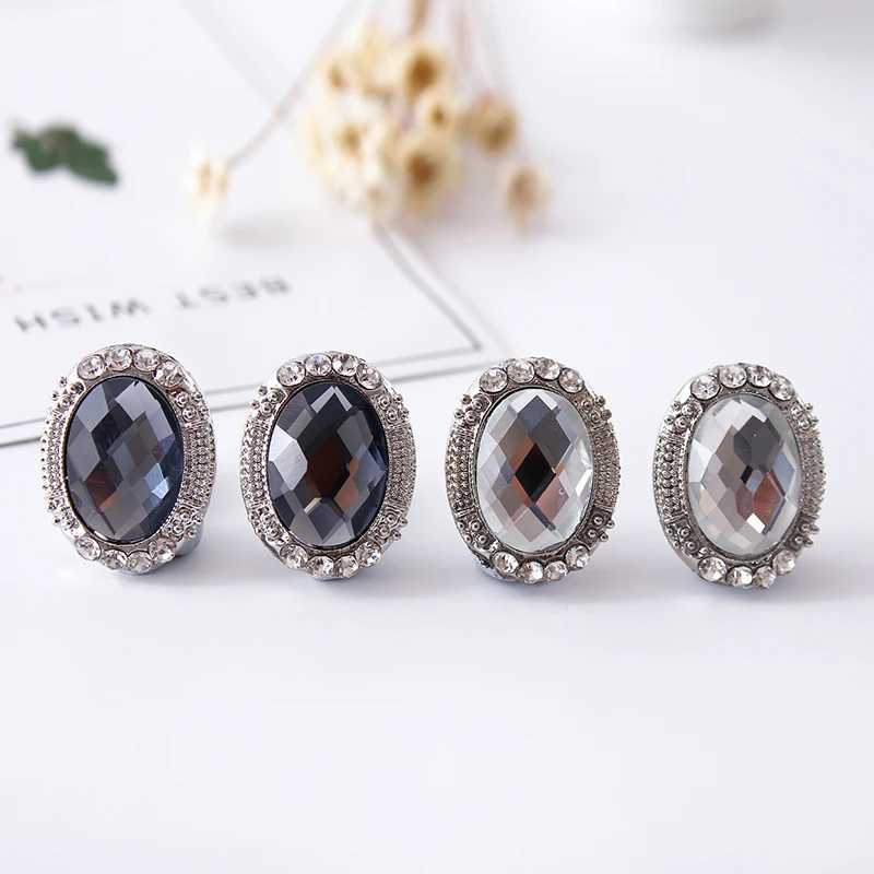 New Fashion Simple Oval Earrings for Nighttime Wedding Parties Essential Earrings Jewelry Austrian Crystal CZ Girls W241017