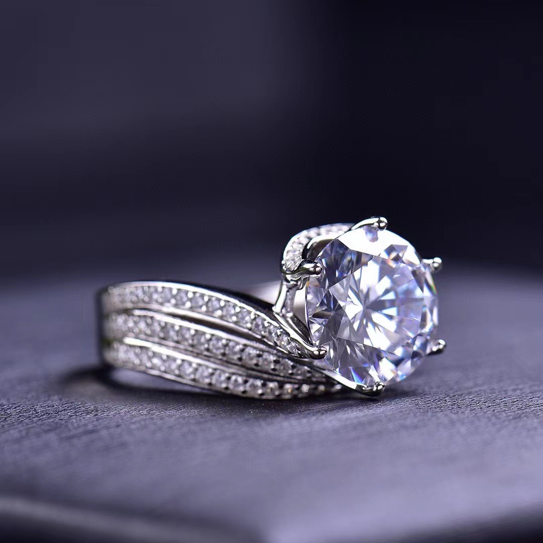 Solitaire Ring Women's Classic Six-claw Luxury Cluster wedding Ring Luxury 10mm Diamond Ring White Crystal Zircon Platinum Ring