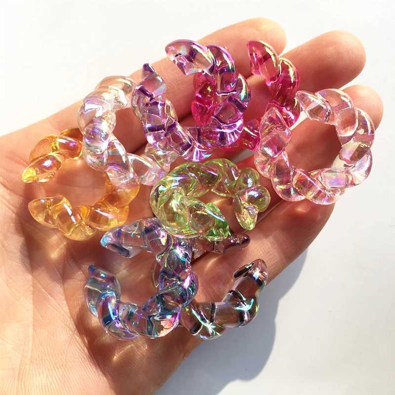 UJBOX exclusive sparkling acrylic twisted ear cuffs suitable for women wholesale of green blue transparent pink ear bone clip earrings W241017