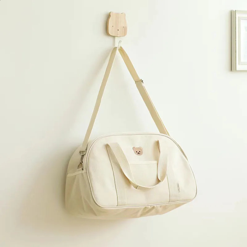 Korean style mom bag large capacity bear handheld hanging diaper pajamas storage organizer and baby womens Boston 241017