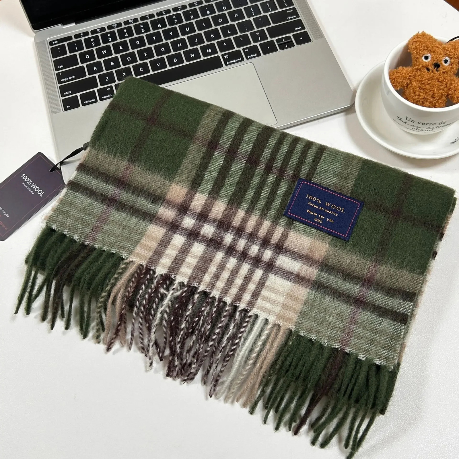 High quality 100% wool scarf mens autumn and winter UK version soft light warm muffler womens cashmere shawl 241009