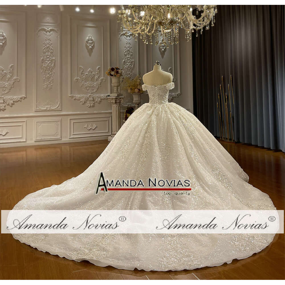 Amanda Novias Off Shoulder Lace Wedding Dress