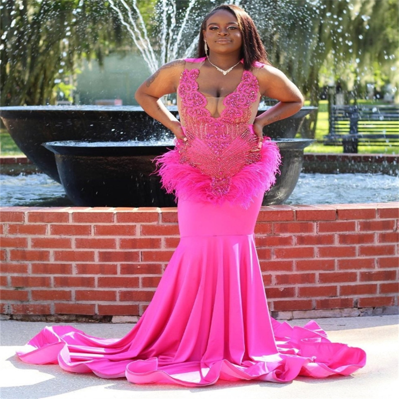 Gorgeous Hot Pink Prom Dresses 2025 Plus Size Diamond Crystal Mermaid Evening Dress Black Girls Feather Birthday Dress Nigerian African vestidos de fi