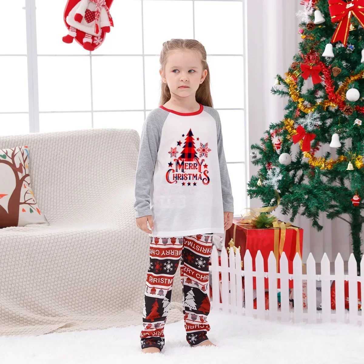 New 2024 Mom Daughter Dad Son Matching Pajama Set Christmas Set allows printing 2-piece set Pajama Home Appearance Pjs W241015