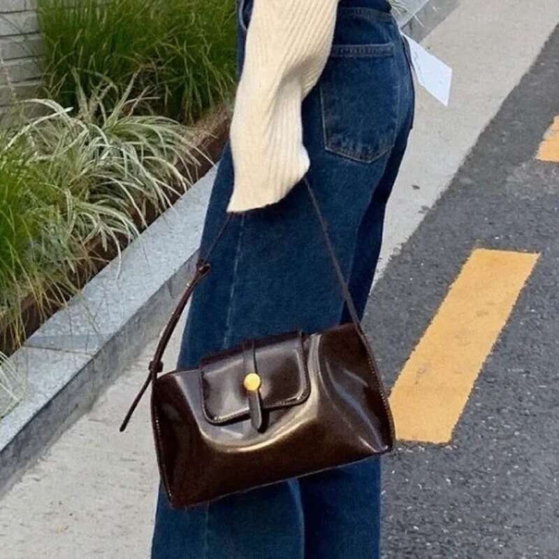New All-Match Fashion Minority Exquisite Underarm Bags Simple Korean Square Magnetic Button Clutches Commuter Dermis Handbags