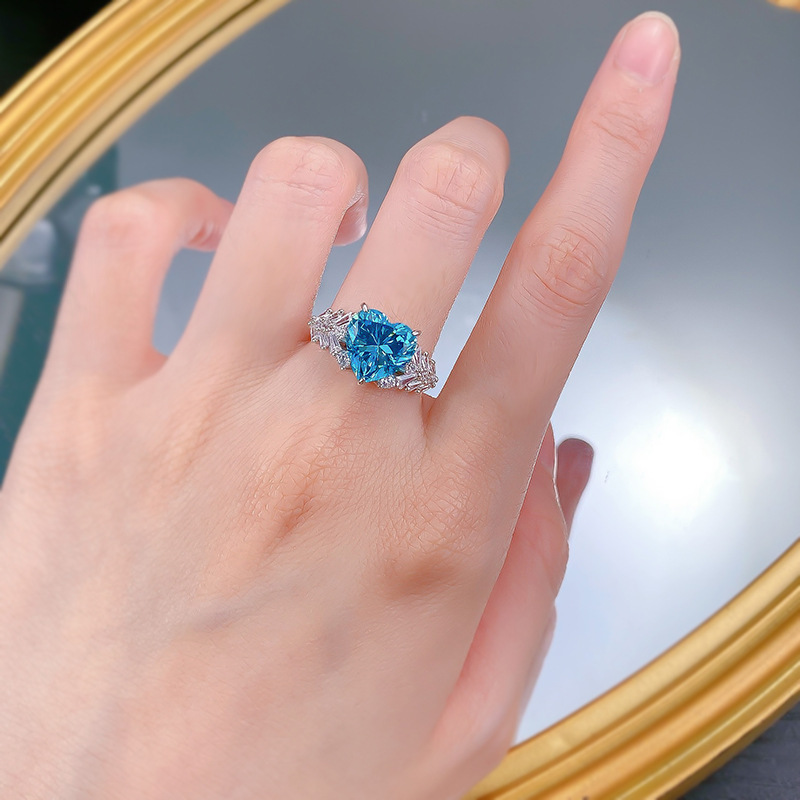 Unique Sterg Sier Aquamarine Moissanite Engagement Ring | Heart-Shaped Eternity Band