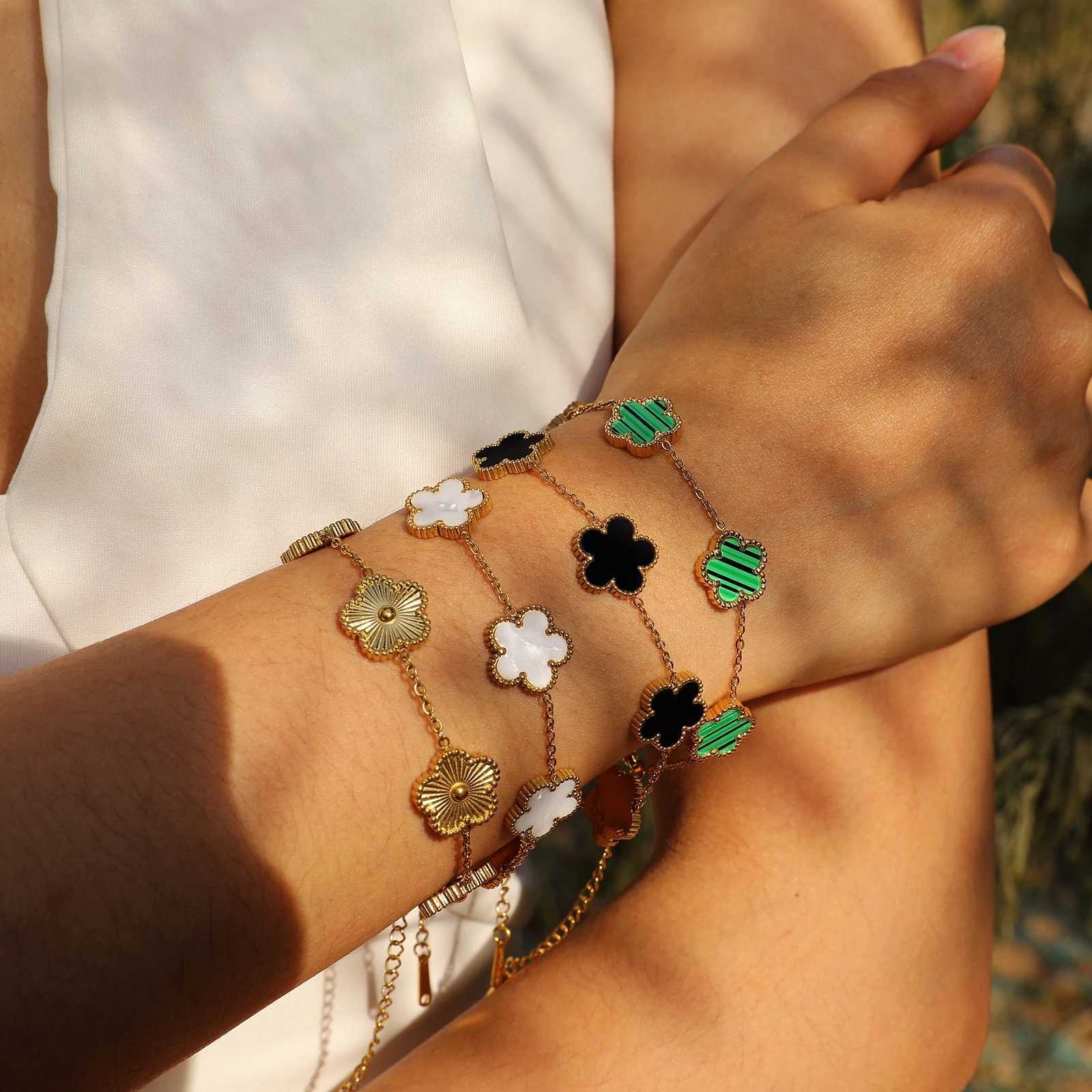 Chain 1 double-sided five flower bracelet multiple colors elegant design suitable for womens daily wear H241016