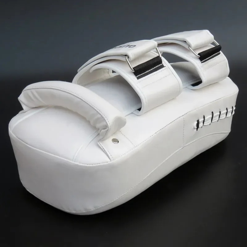 PU Leather Kickboxing Target Professional Curved Boxing Muay Thai Hand Target Arts Taekwondo Karate Training Punching Pads 241016