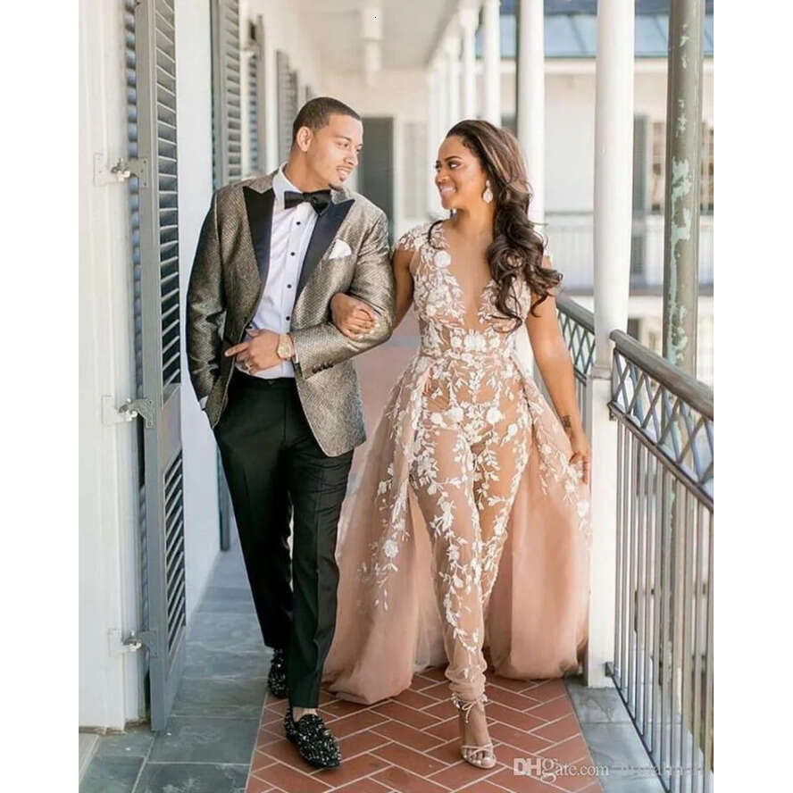 Jumpsuit Wedding Champagne African Dresses With White Lace Appliqued Pant Suits Nigerian Style Bridal Gowns Plus Size
