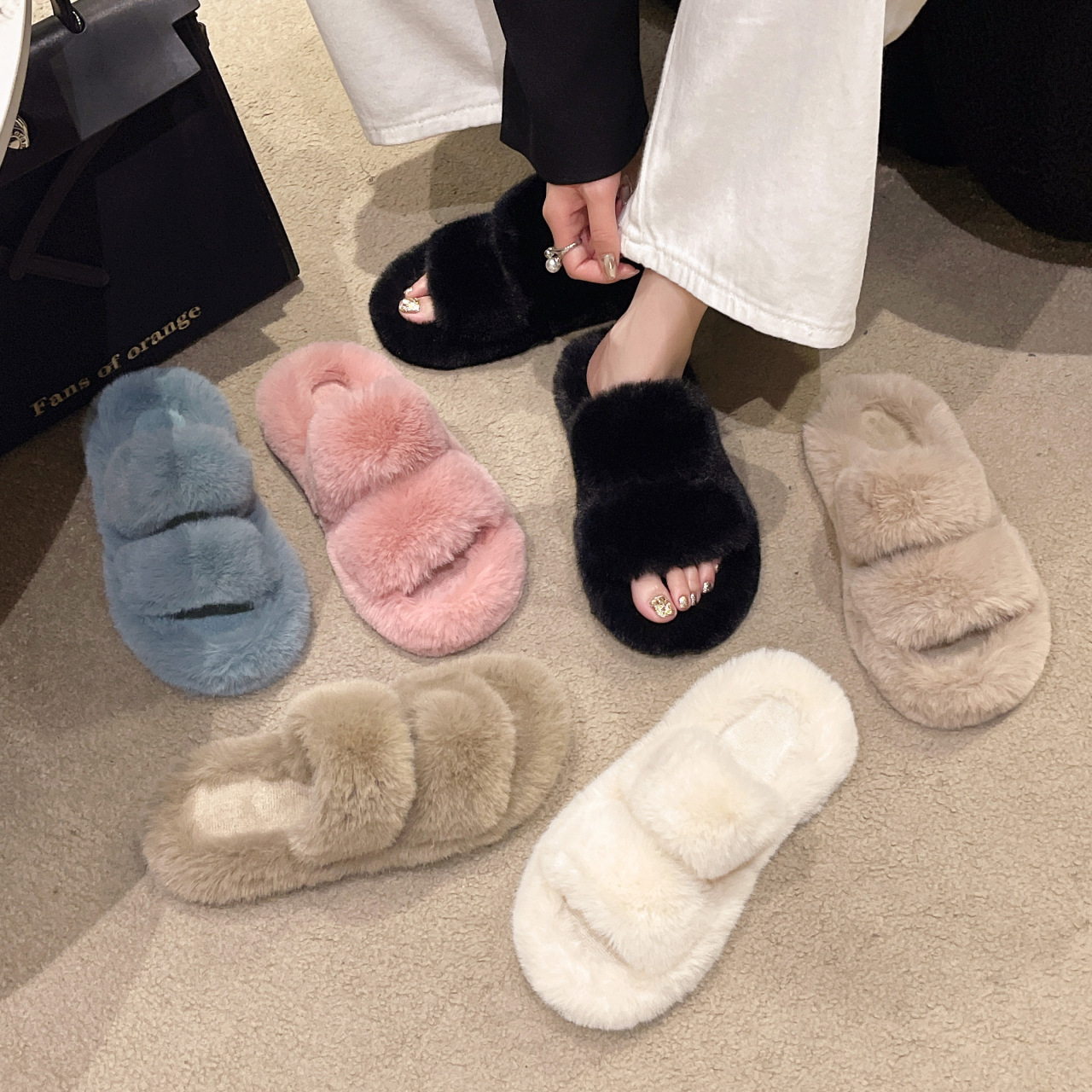 Hairy slippers female wearing 2024 new Korean version of ins fashion shoes autumn and winter one word thick sole cotton shoes spring and autumn