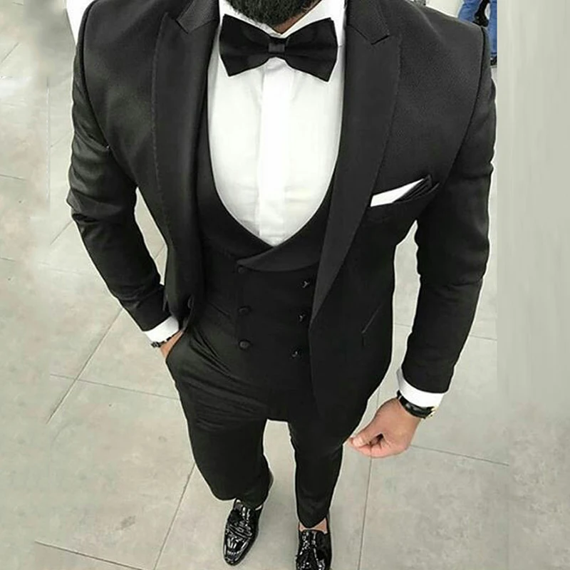 Slim Fit Formal Men Suits 3 Piece Wedding Tuxedo with Peaked Lapel Custom Jacket Vest Pants Male Fashion Groom Costume